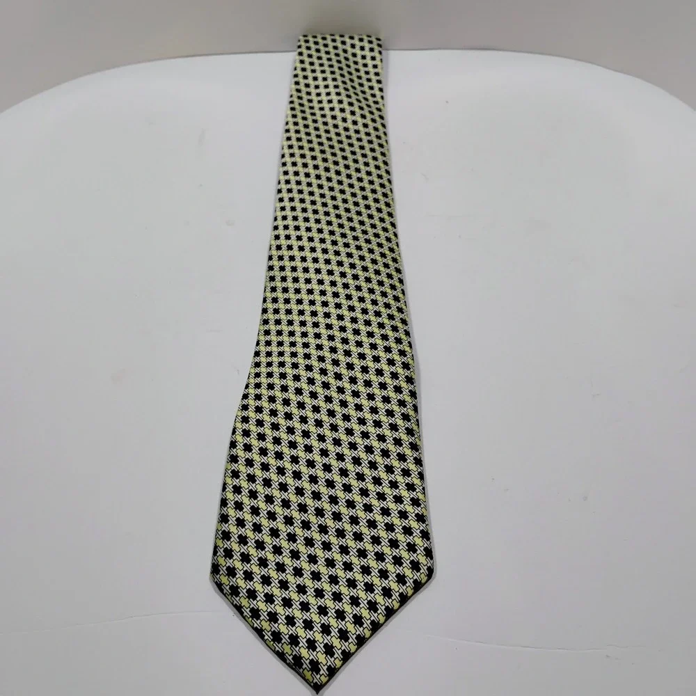 M.Antonioni Men's Neck Tied Silk Hand Made Italy Design Yellow Black Geometric